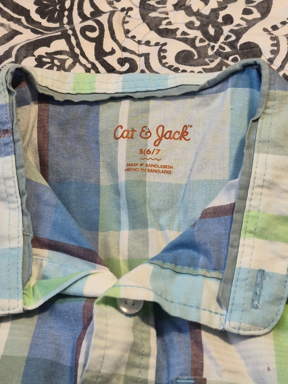 (6/7) Cat & Jack Blue, Green & White Plaid Short-Sleeve Button-Down